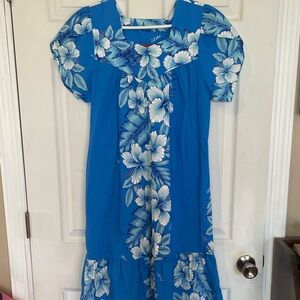 LAVAHUT Size Small Hawaii Blue Floral Dress